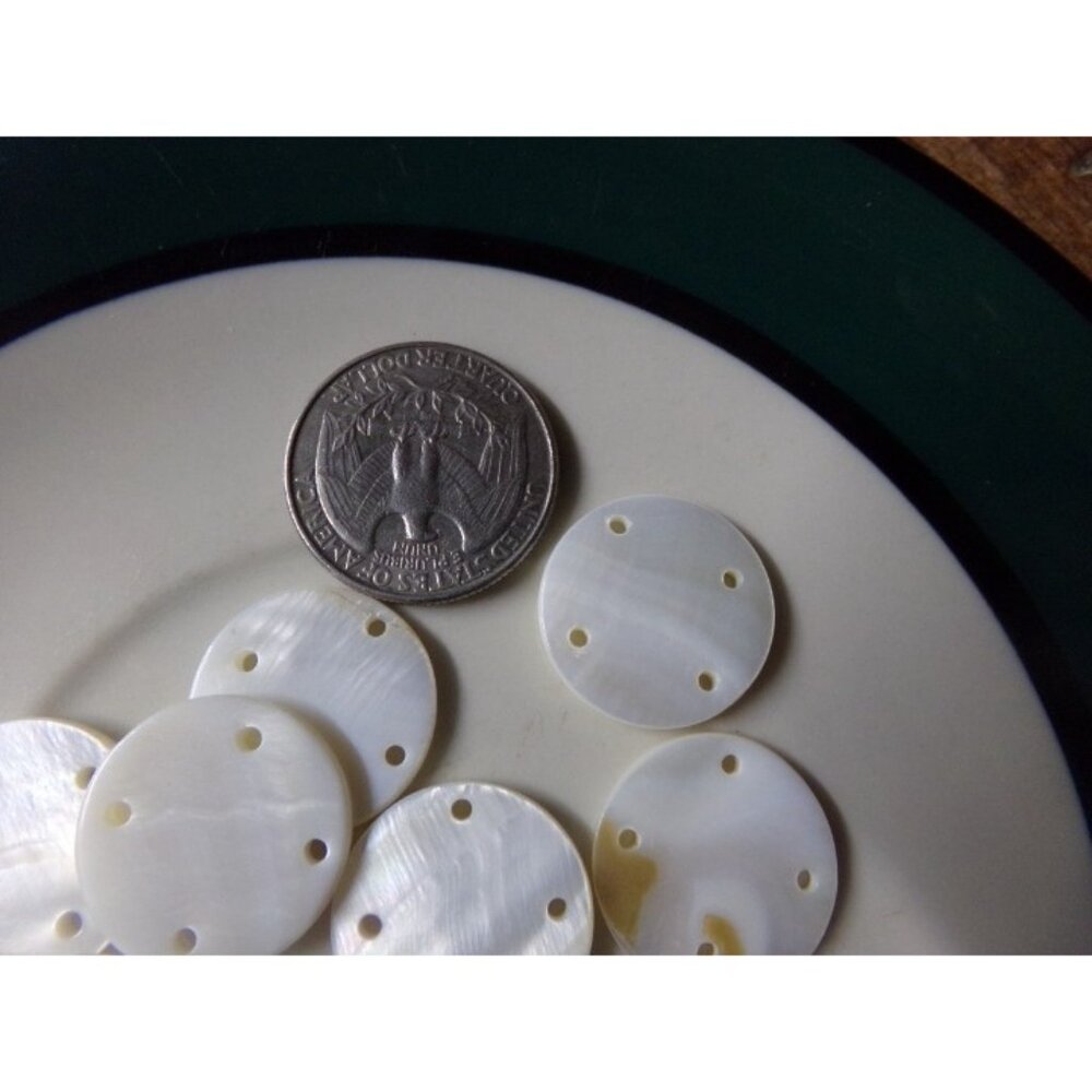 White Shell Connectors - Picture 2 of 2